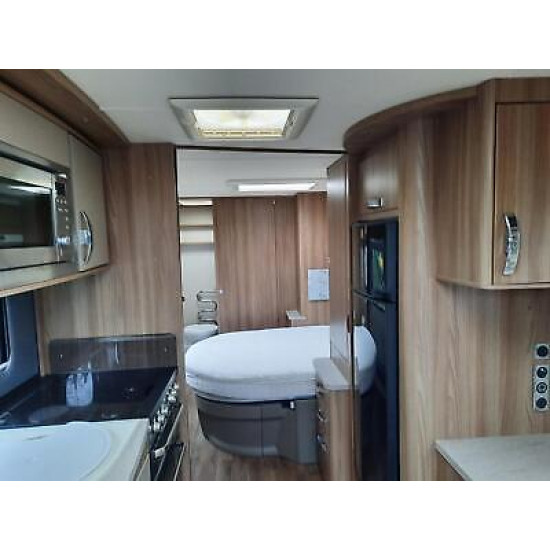 Swift Challenger 645 SE Twin Axle 4 Berth Tourer. 2014. Transverse Bed. £14495.00